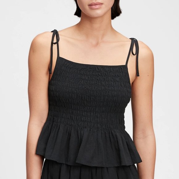 Gap Square Neck Black Smocked Tie Strap Tank Top Size Medium - Picture 2 of 13